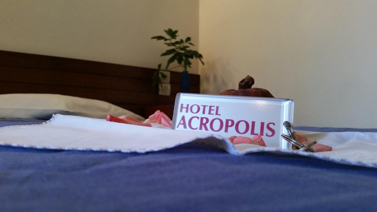Acropolis Hotel Corinth Exterior photo